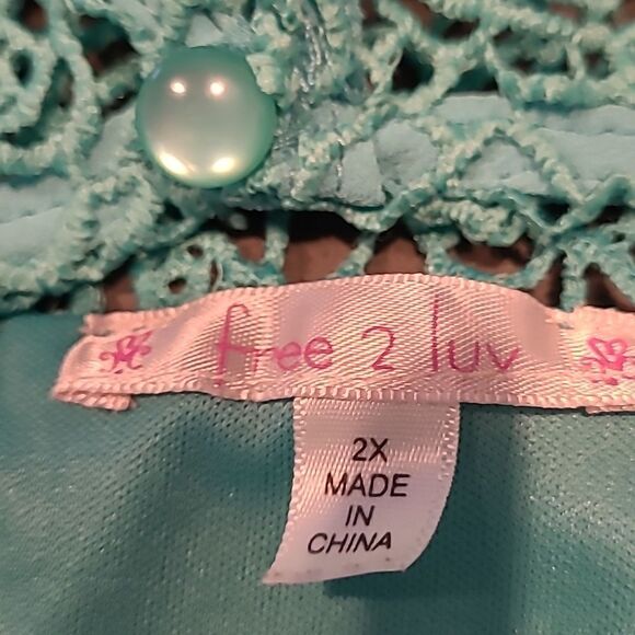 Free 2 luv sz 2X cold shoulder blouse - Picture 10 of 10